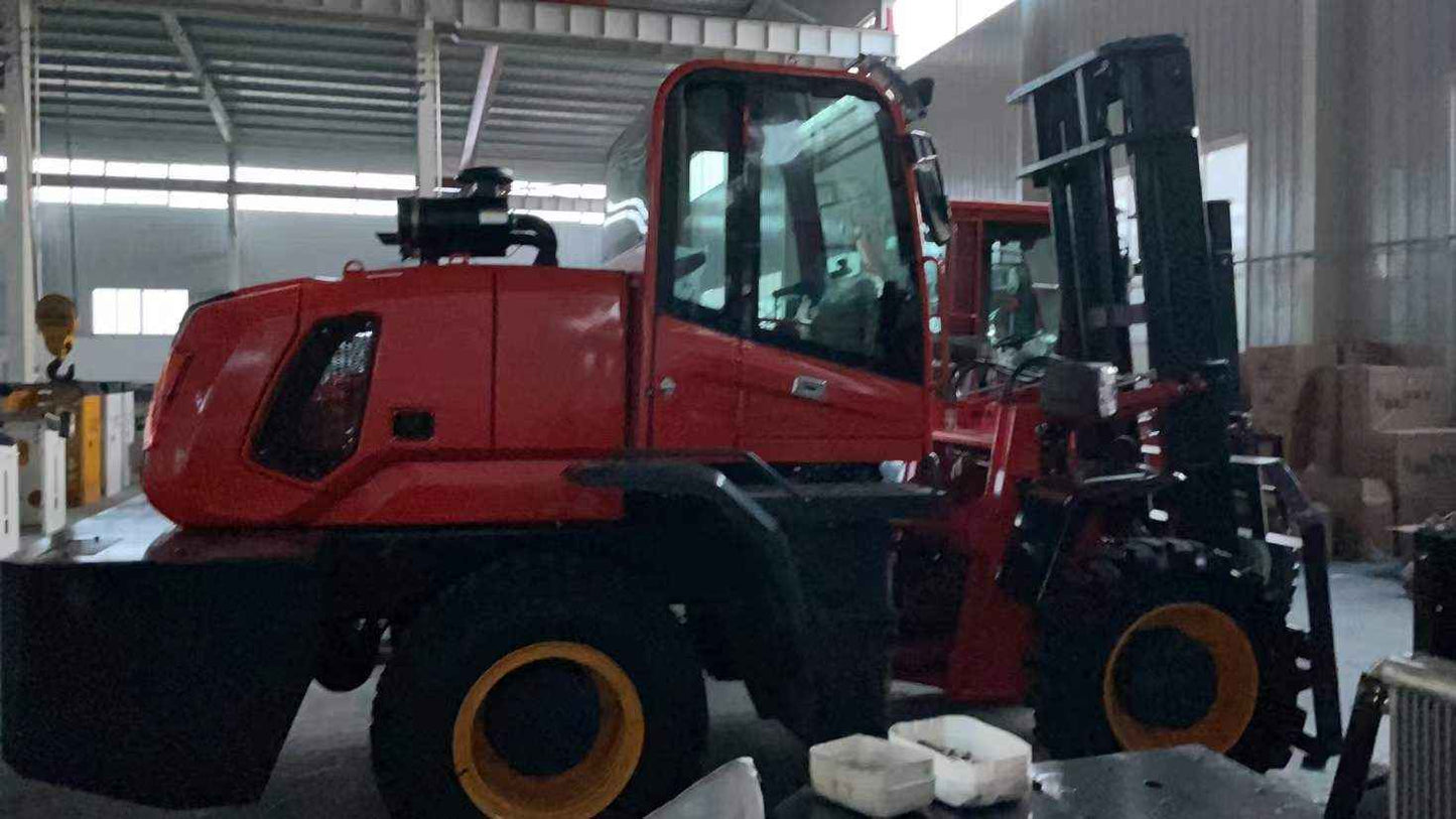Liugong-40 All-terrain forklift